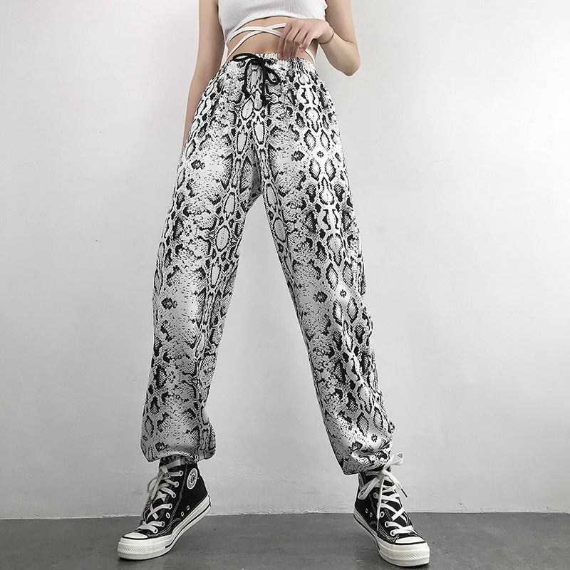 GOTH PATCHWORK HIGH WAIST BLACK & WHITE CARGO PANTS